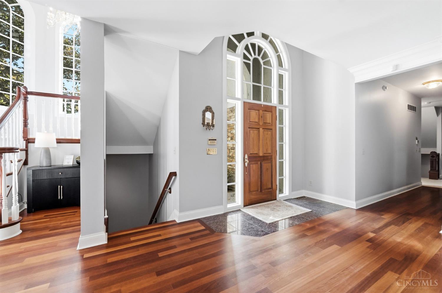 Anderson Twp, Ohio, 45230, United States, 5 Bedrooms Bedrooms, ,6 BathroomsBathrooms,Residential,For Sale,1988245