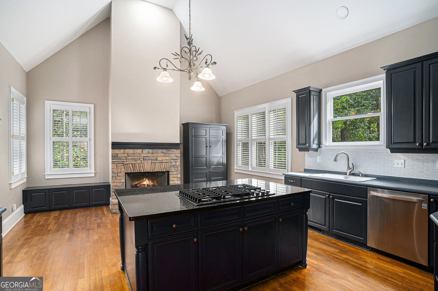 Covington, Georgia, 30014, United States, 5 Bedrooms Bedrooms, ,5 BathroomsBathrooms,Residential,For Sale,1953345