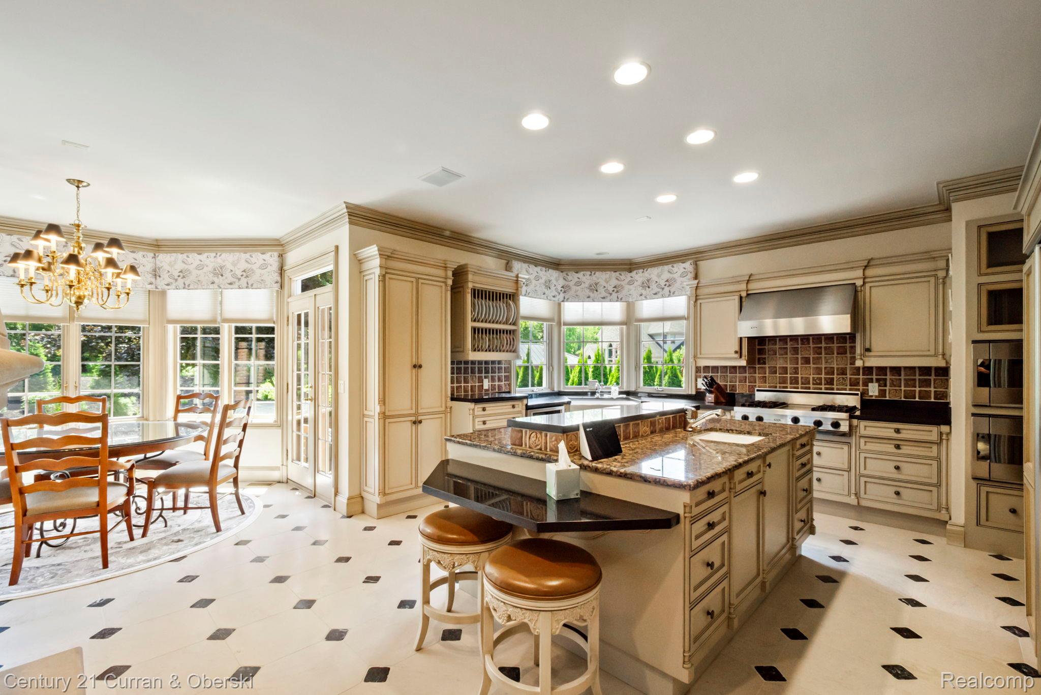 Northville, Michigan, 48168, United States, 5 Bedrooms Bedrooms, ,6 BathroomsBathrooms,Residential,For Sale,2023704