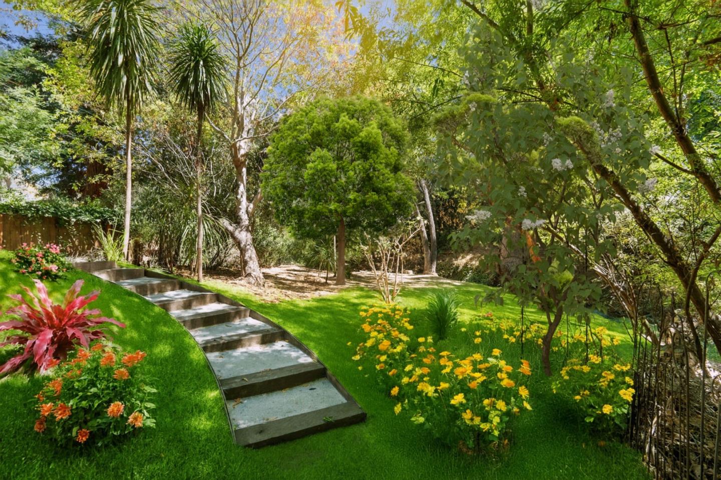 Los Altos, California, 94024, United States, 3 Bedrooms Bedrooms, ,2 BathroomsBathrooms,Residential,For Sale,1925689