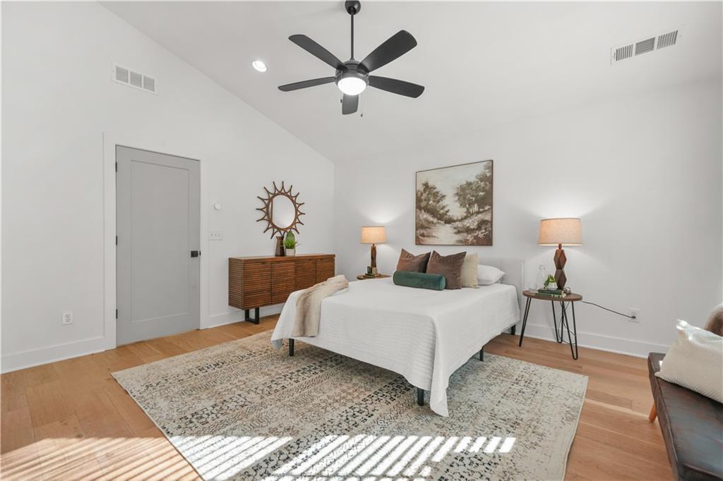 Atlanta, Georgia, 30315, United States, 3 Bedrooms Bedrooms, ,3 BathroomsBathrooms,Residential,For Sale,1966539