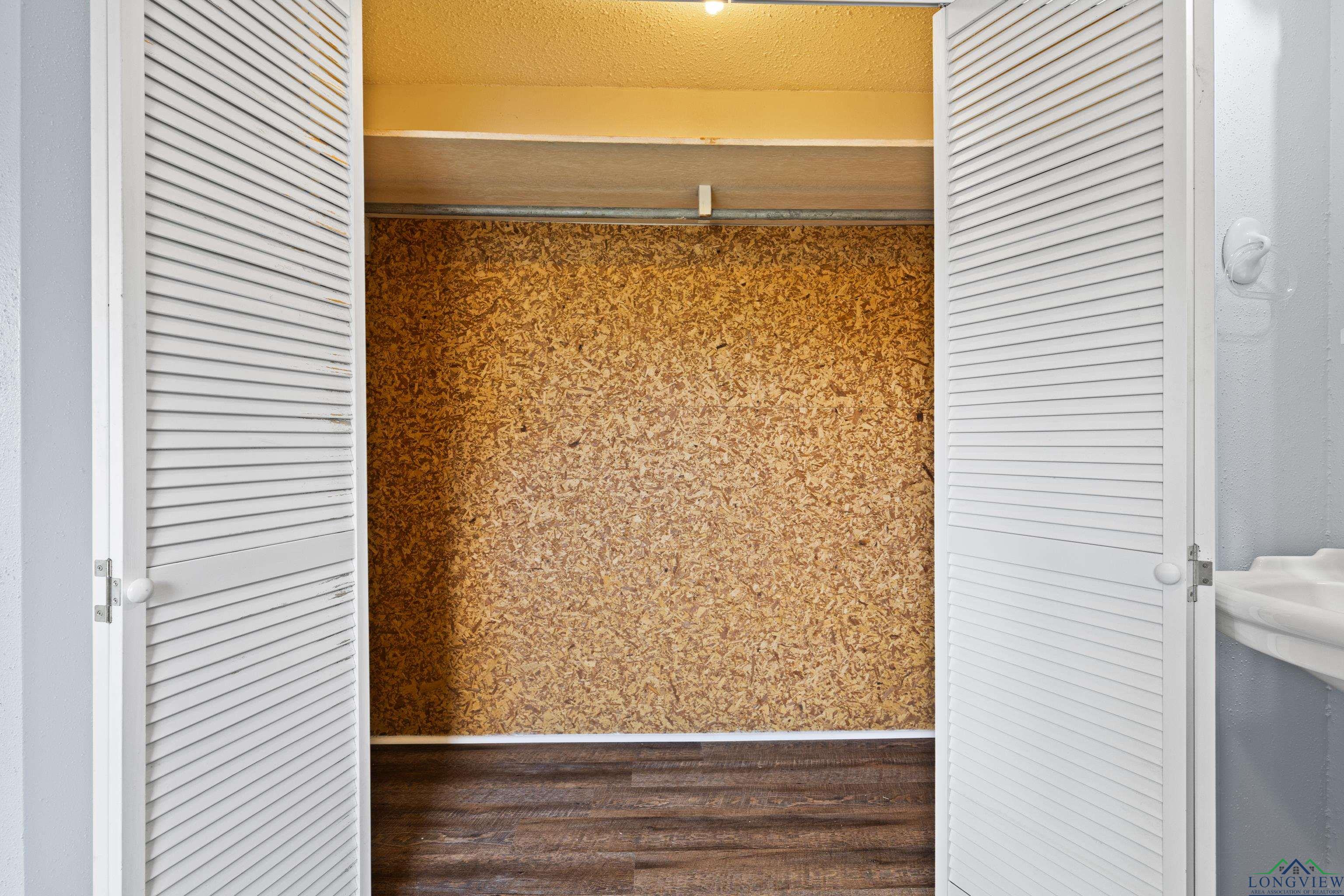 Tatum, Texas, 75691, United States, 3 Bedrooms Bedrooms, ,2 BathroomsBathrooms,Residential,For Sale,1933194