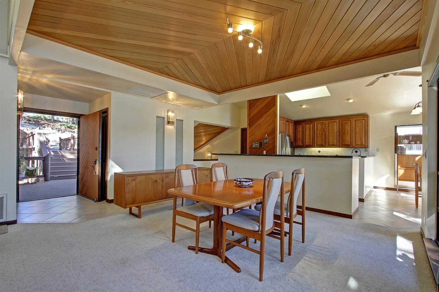23839 Lakeview Ct, Auburn, California, 95602, United States, 3 Bedrooms Bedrooms, ,3 BathroomsBathrooms,Residential,For Sale,23839 Lakeview Ct,1010155