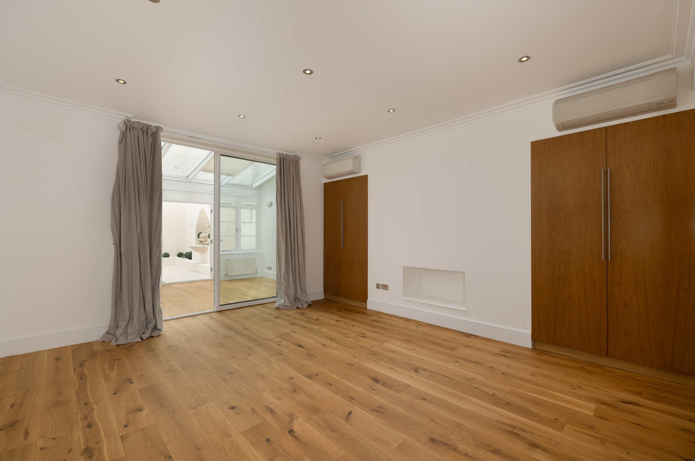  A Grand Garden Apartment on Eaton Place - 物件實景