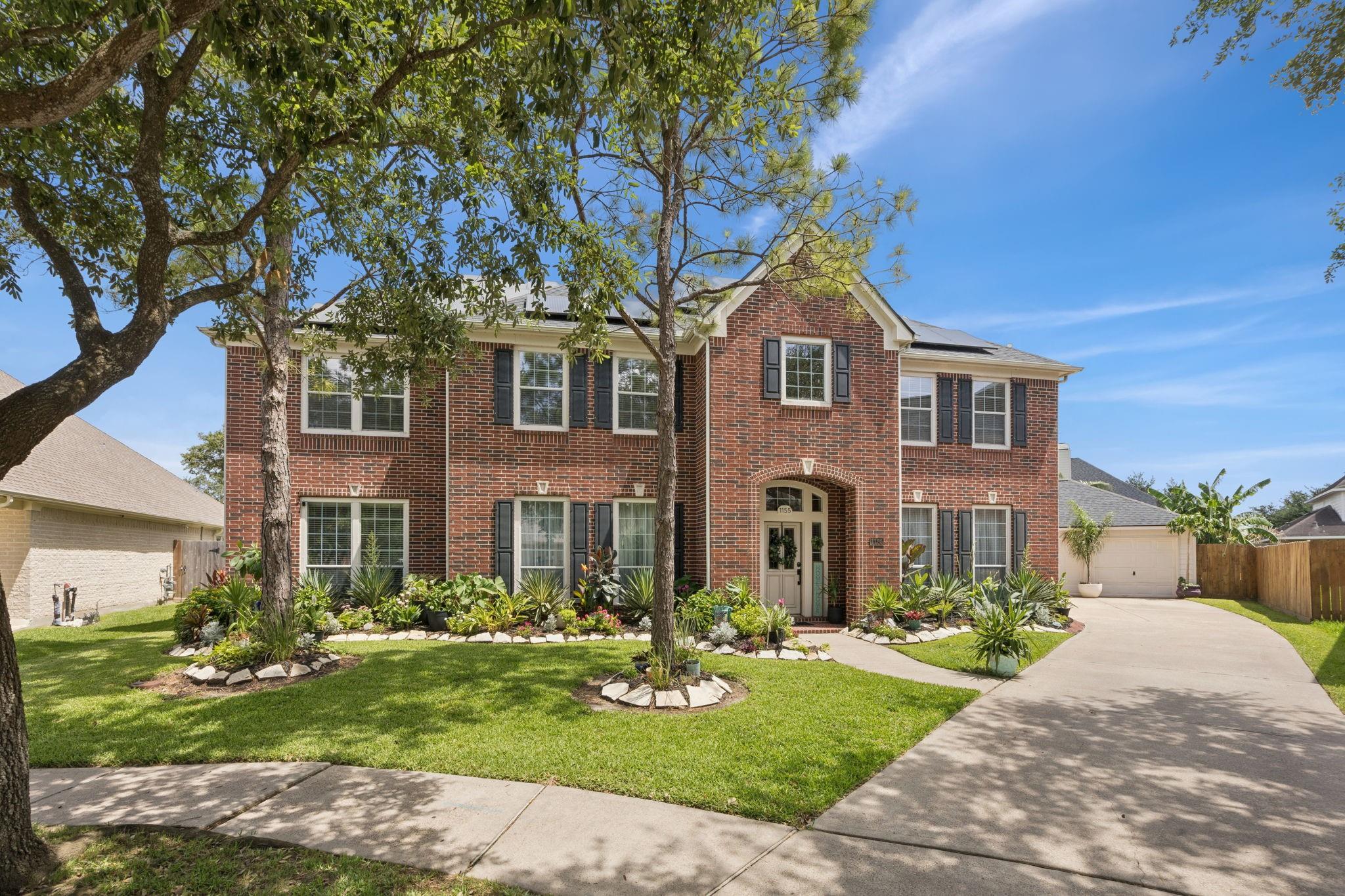 League City, Texas, 77573, United States, 5 Bedrooms Bedrooms, ,4 BathroomsBathrooms,Residential,For Sale,1868193