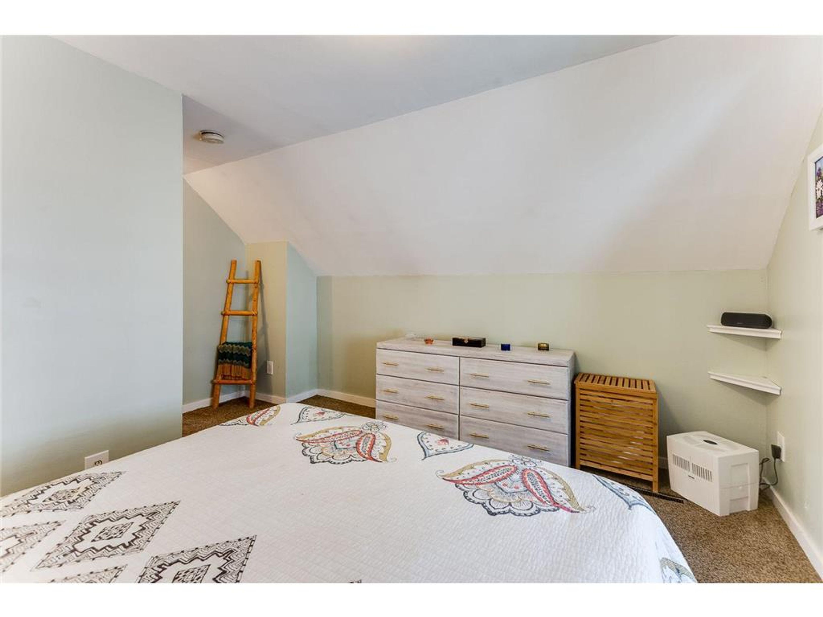  Bright St. Louis Park Home Near West End - 物件實景