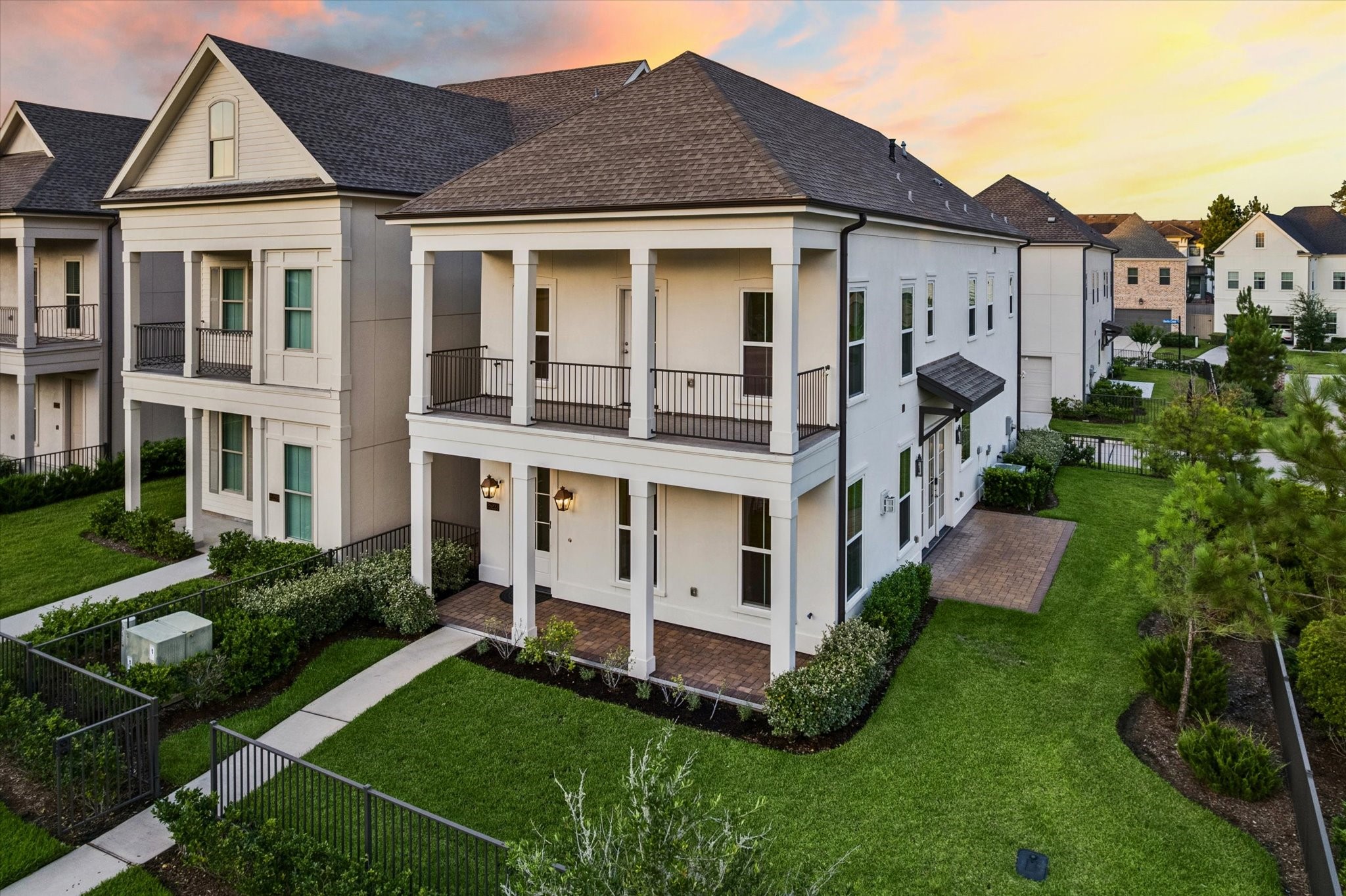  25233 Liberty Mill Drive - 物件實景