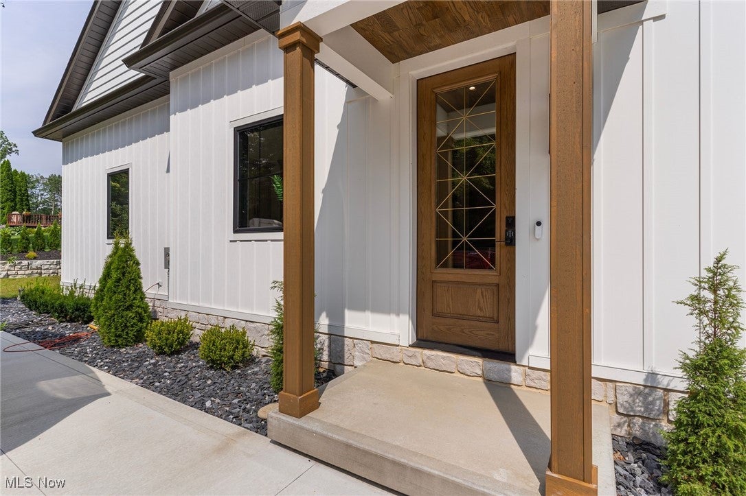 Poland, Ohio, 44514, United States, 4 Bedrooms Bedrooms, ,3 BathroomsBathrooms,Residential,For Sale,1982790