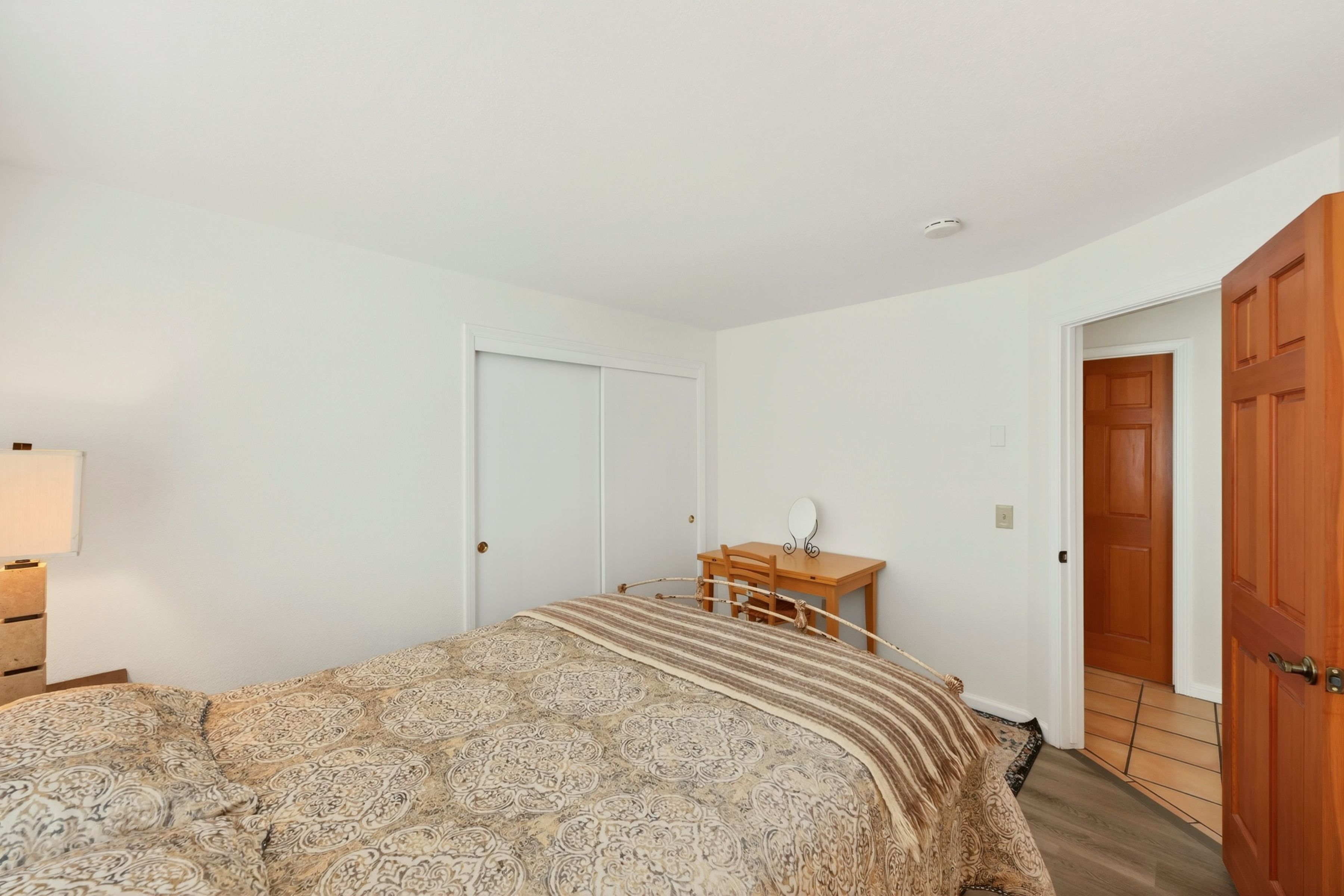  847 W. Spain Street, #8 - 物件實景