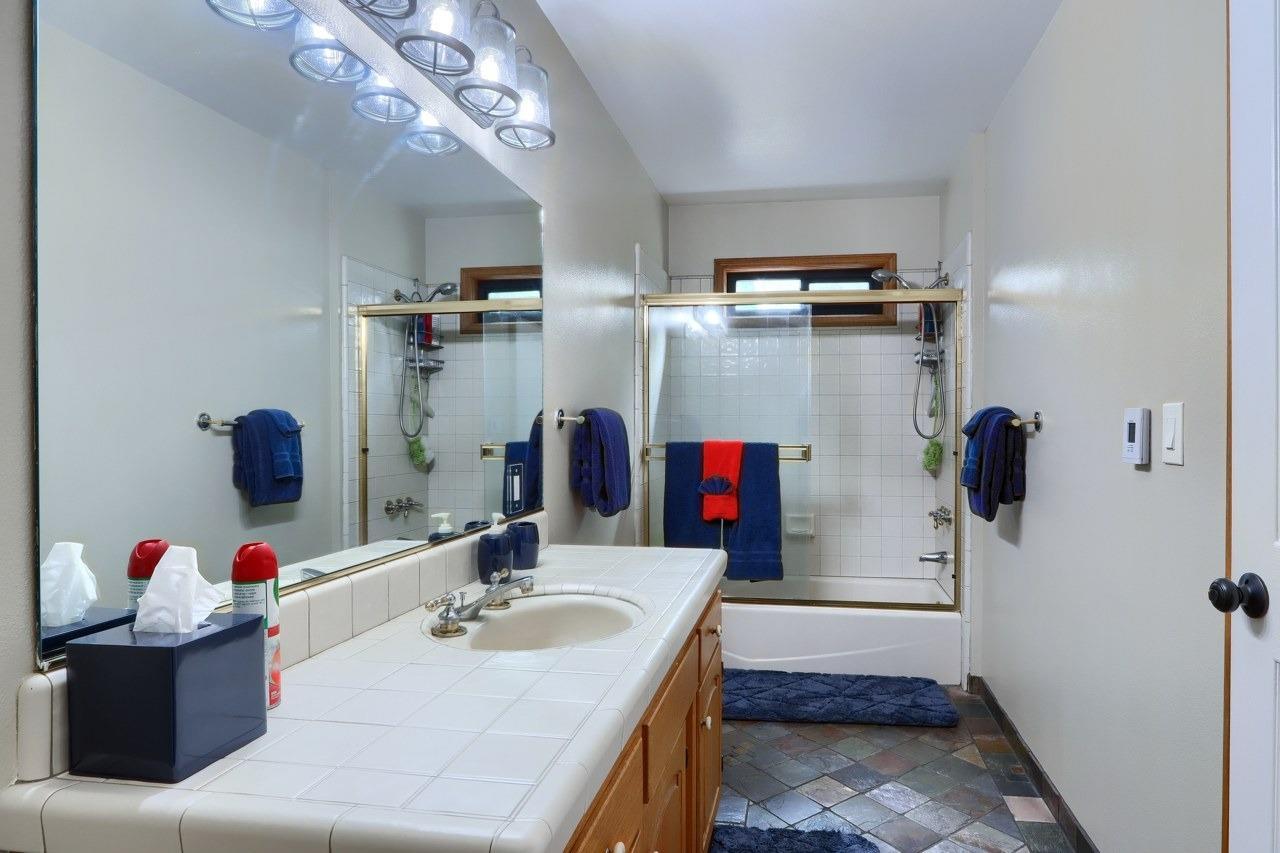 Ahwahnee, California, 93601, United States, 3 Bedrooms Bedrooms, ,2 BathroomsBathrooms,Residential,For Sale,1763270