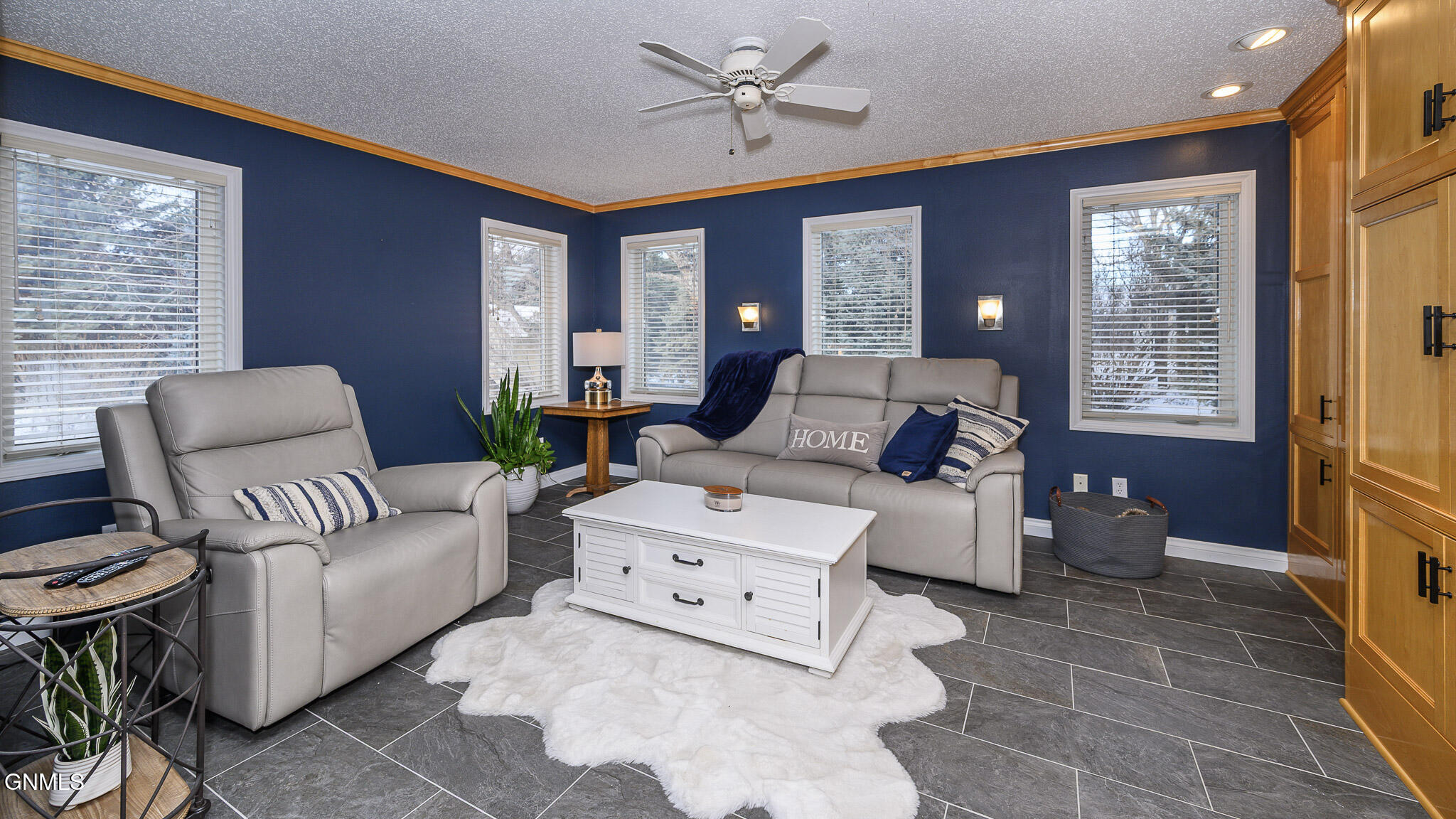 Mandan, North Dakota, 58554, United States, 5 Bedrooms Bedrooms, ,4 BathroomsBathrooms,Residential,For Sale,2005238