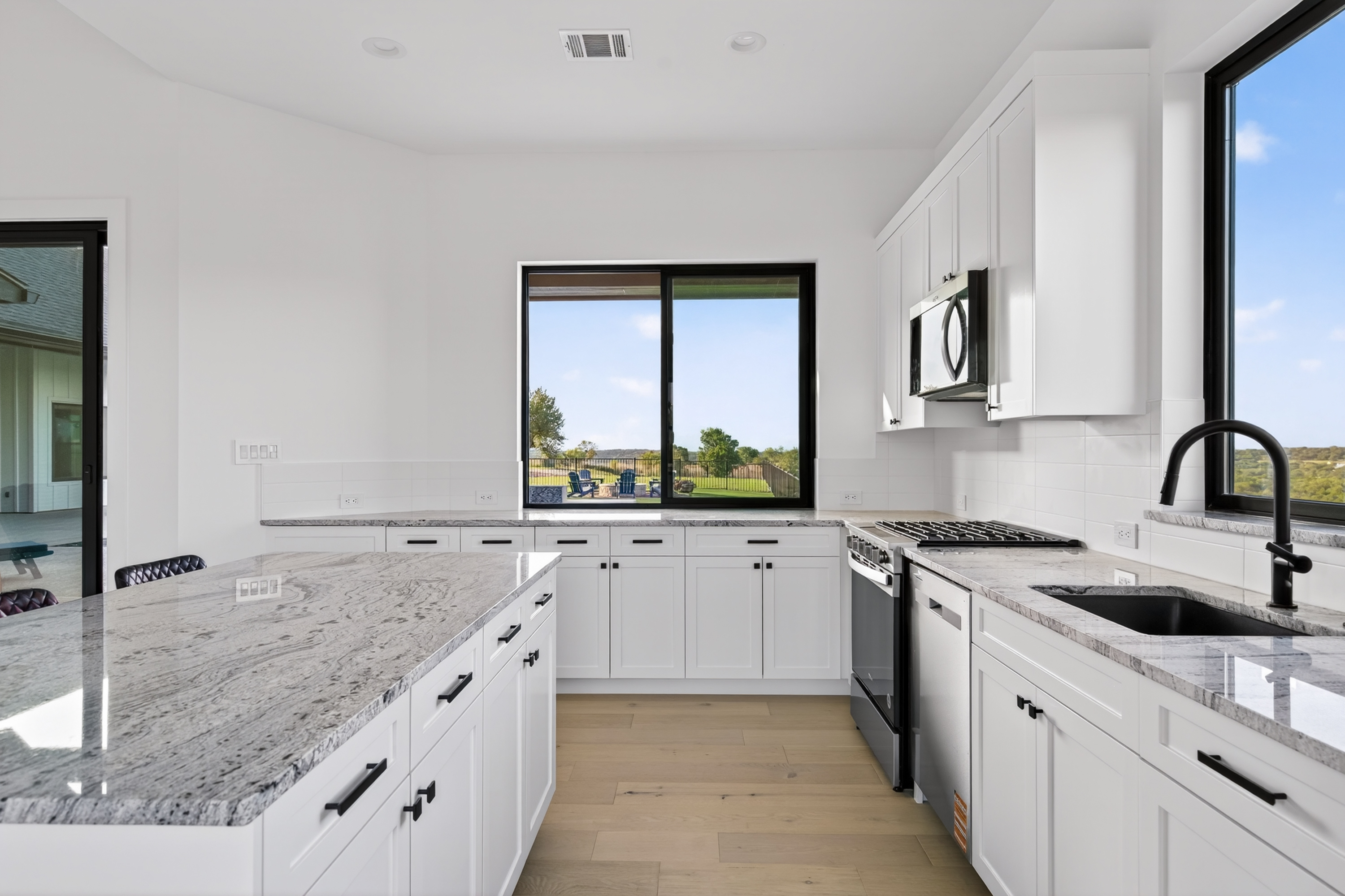  598 Lookout Mountain Road, Johnson City, TX 78636 - 物件實景