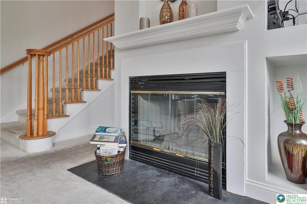 Easton, Pennsylvania, 18040, United States, 4 Bedrooms Bedrooms, ,3 BathroomsBathrooms,Residential,For Sale,1984149