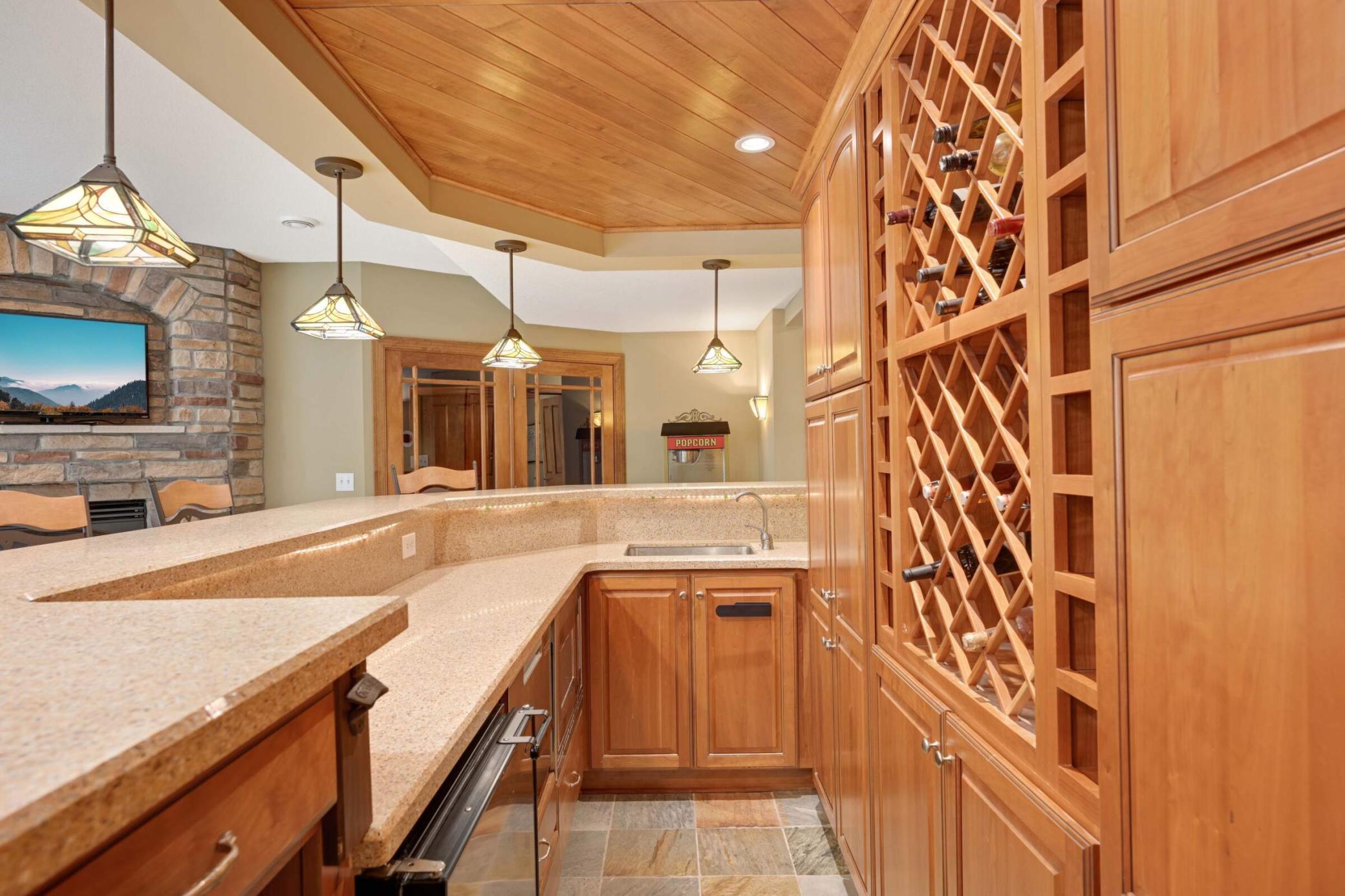 Woodbury, Minnesota, 55129, United States, 5 Bedrooms Bedrooms, ,5 BathroomsBathrooms,Residential,For Sale,1989522