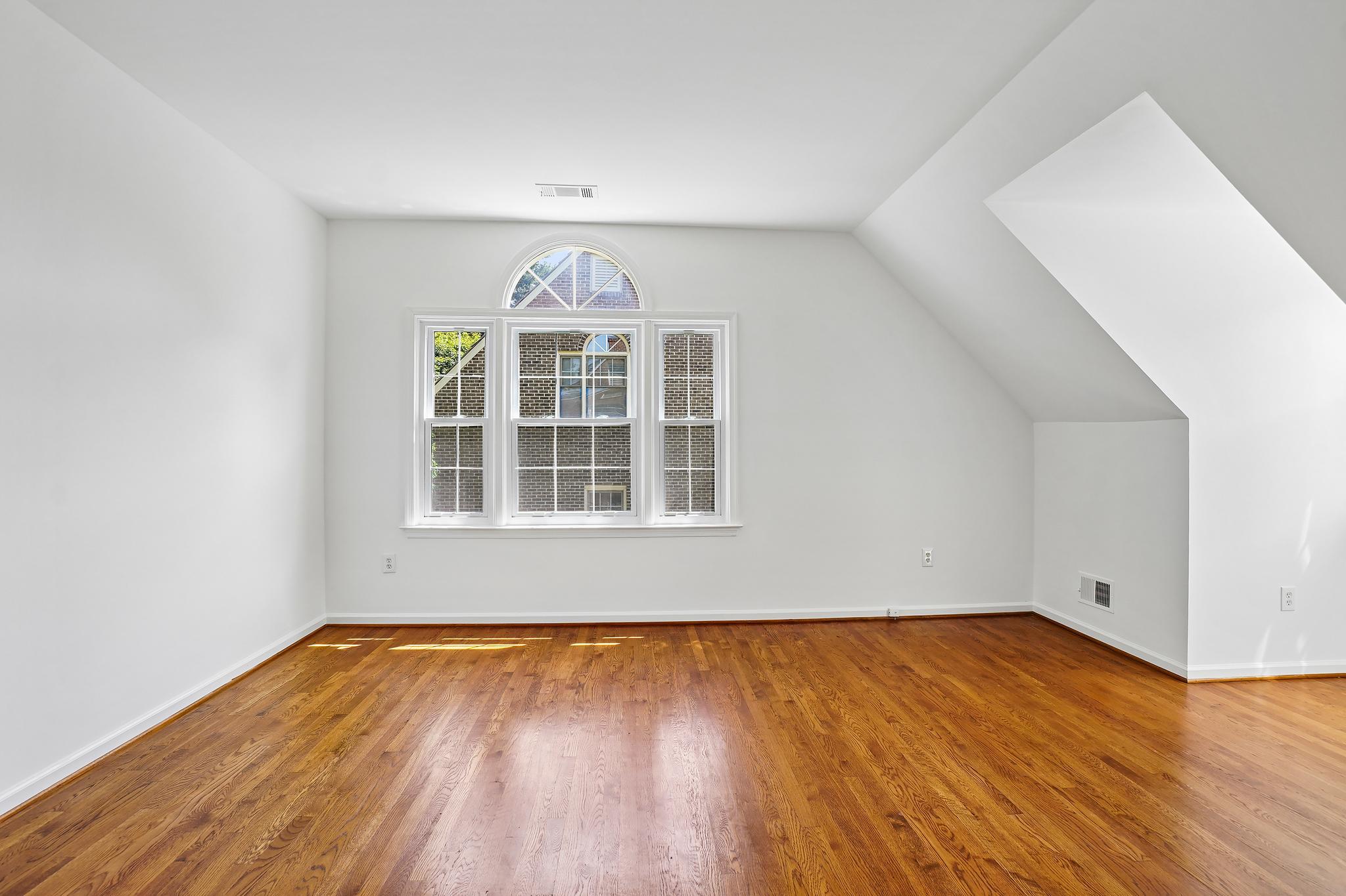  9705 Holloway Hill, Potomac, MD, 20854 - 物件實景