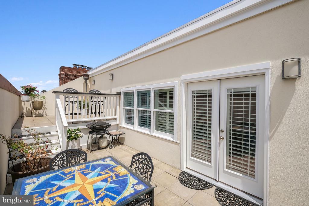 Washington, District of Columbia, 20009, United States, 3 Bedrooms Bedrooms, ,3 BathroomsBathrooms,Residential,For Sale,2027889