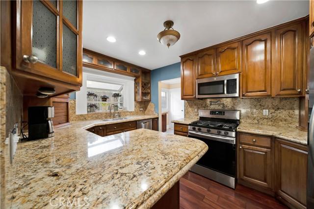 Los Angeles, California, 90016, United States, 4 Bedrooms Bedrooms, ,2 BathroomsBathrooms,Residential,For Sale,1850746