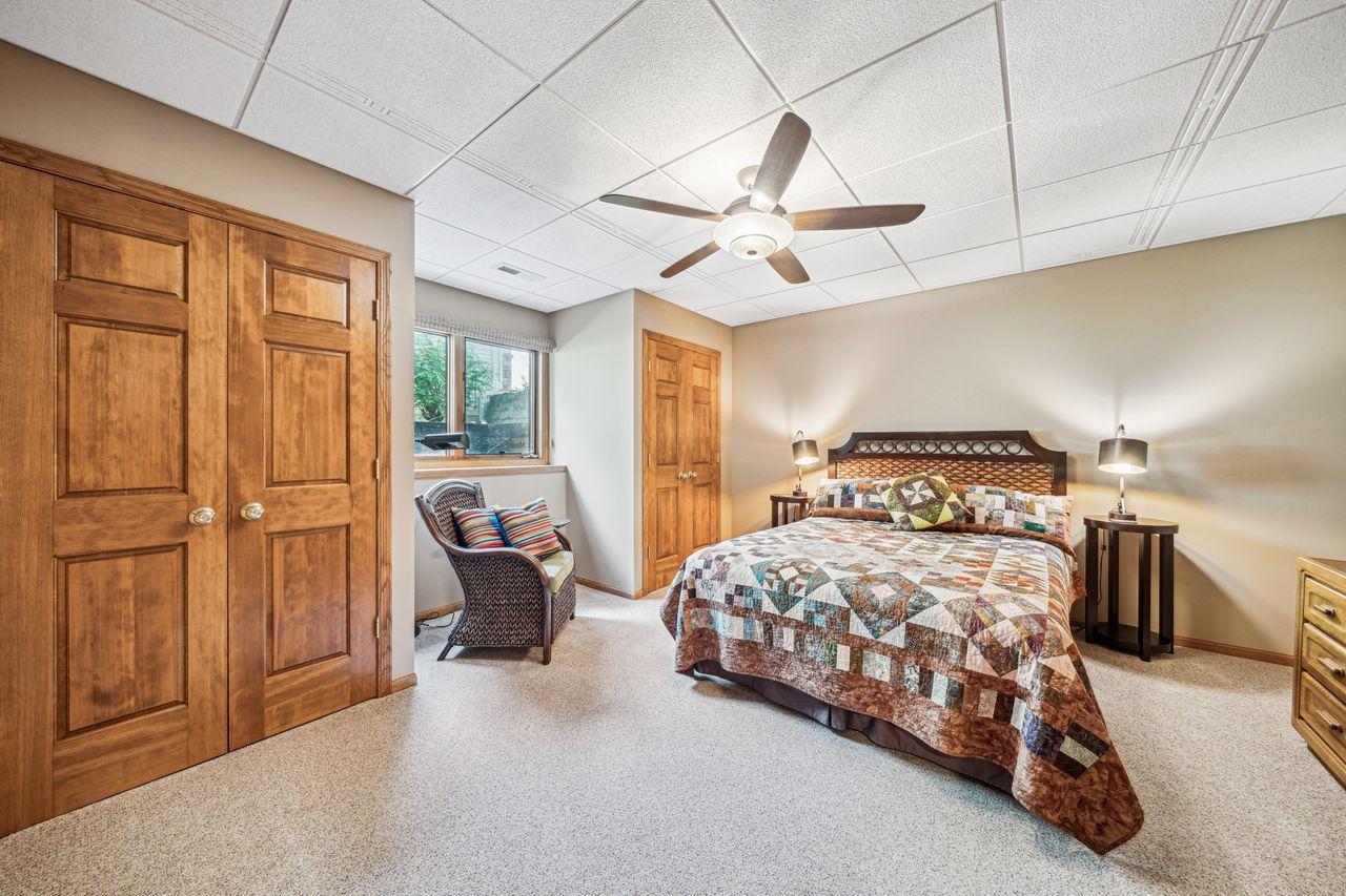 Lakeville, Minnesota, 55044, United States, 4 Bedrooms Bedrooms, ,3 BathroomsBathrooms,Residential,For Sale,1846490