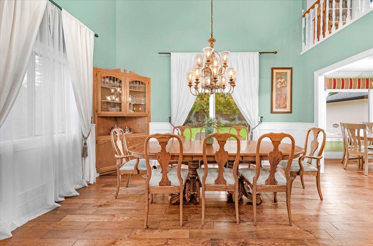 Visalia, California, 93277, United States, 4 Bedrooms Bedrooms, ,4 BathroomsBathrooms,Residential,For Sale,1973914