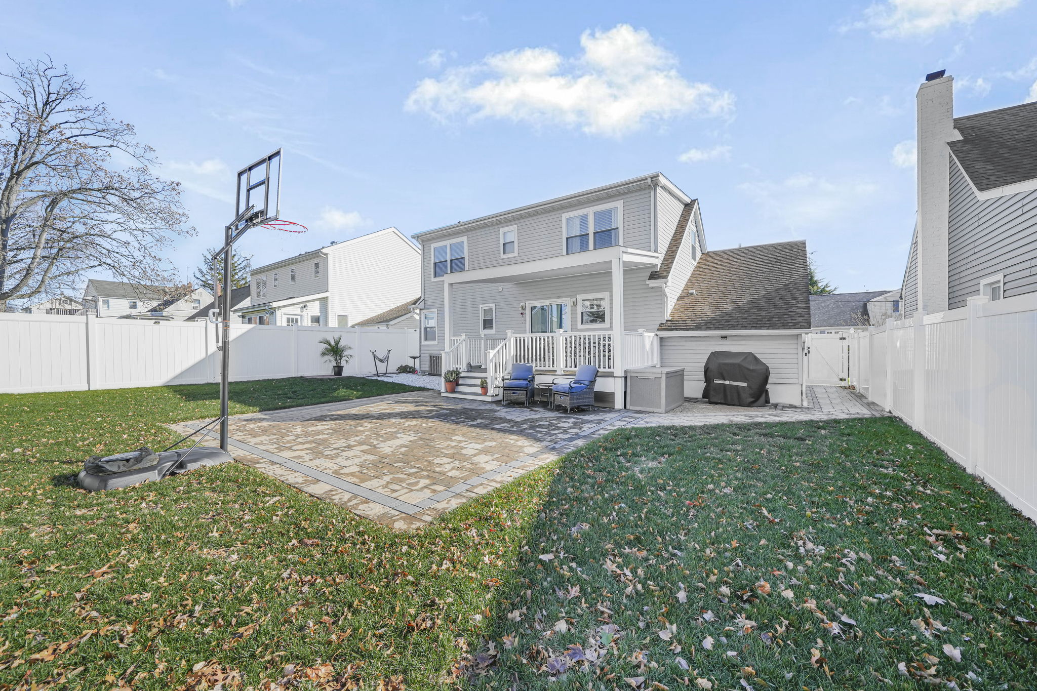 Union, New Jersey, 07073, United States, 3 Bedrooms Bedrooms, ,2 BathroomsBathrooms,Residential,For Sale,2012032