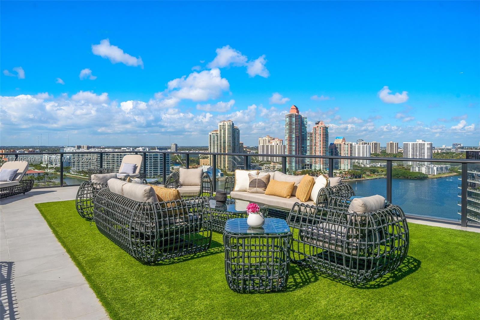 Aventura, Florida, 33160, United States, 6 Bedrooms Bedrooms, ,8 BathroomsBathrooms,Residential,For Sale,1708422