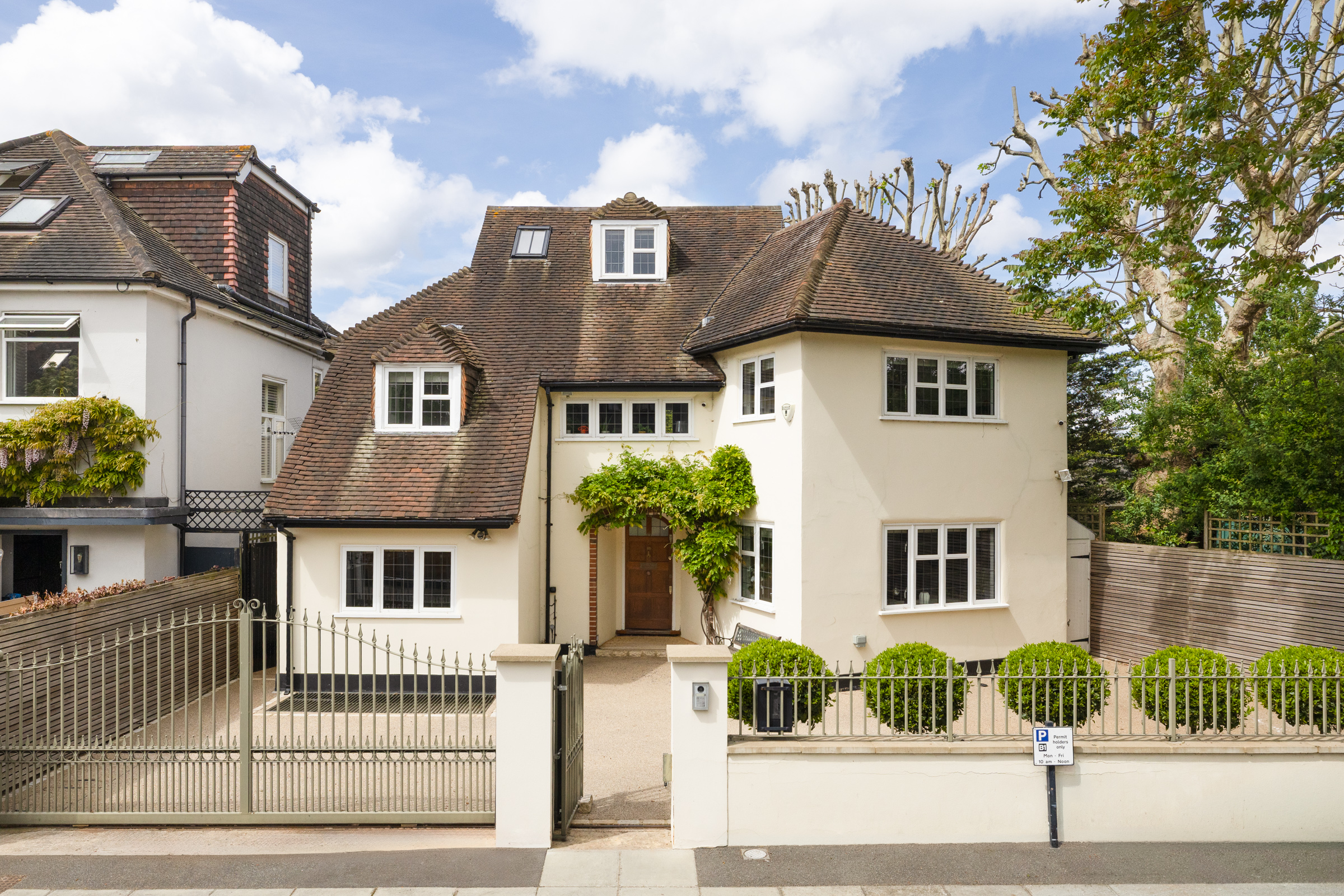  A Detached Family House in Barnes with a Basement and Garden Studio - 物件實景