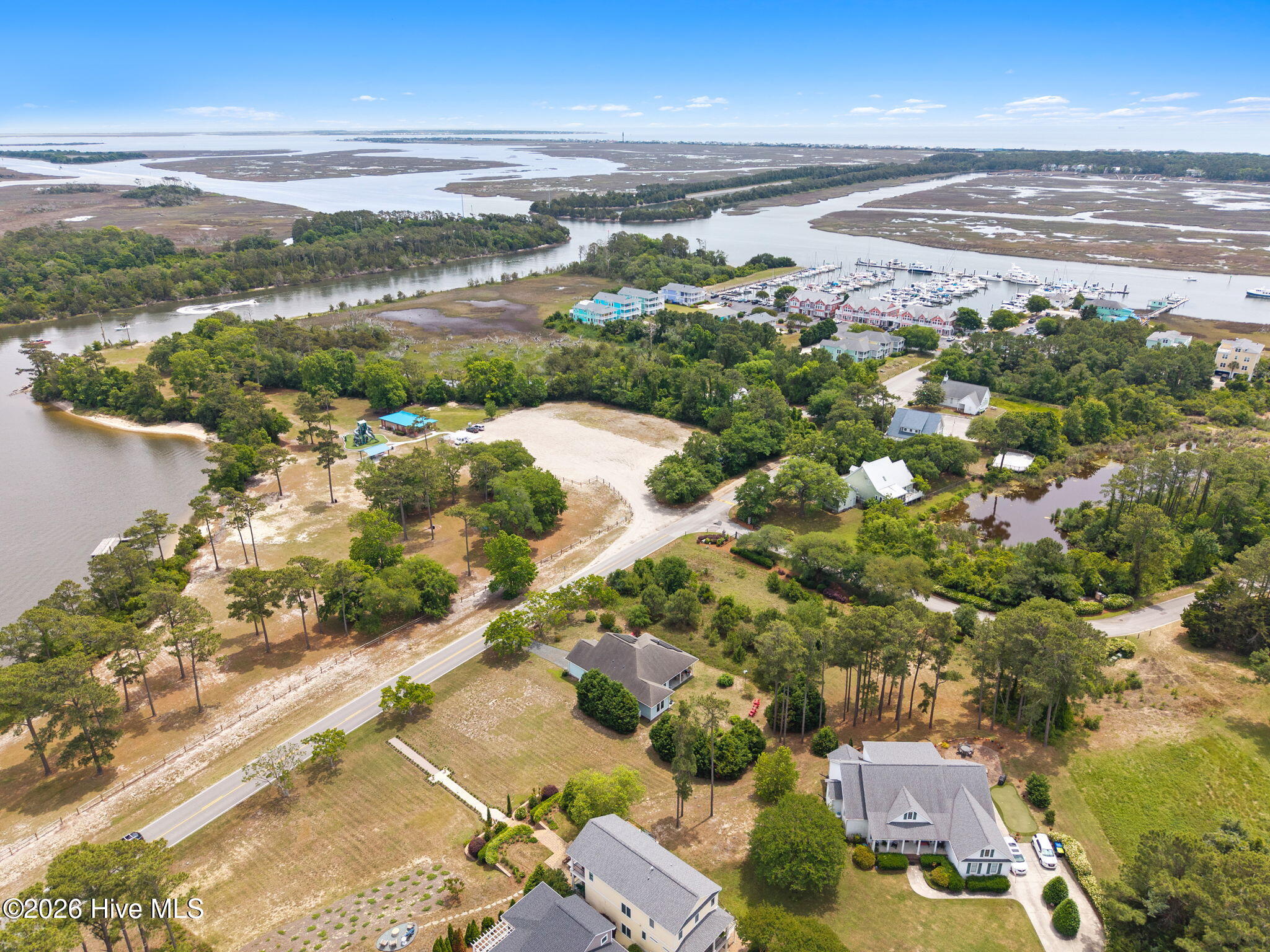 Southport, North Carolina, 28461, United States, 3 Bedrooms Bedrooms, ,2 BathroomsBathrooms,Residential,For Sale,2049453