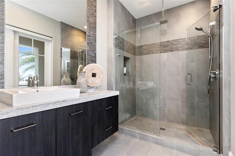 Lighthouse Point, Florida, 33064, United States, 7 Bedrooms Bedrooms, ,9 BathroomsBathrooms,Residential,For Sale,1949453