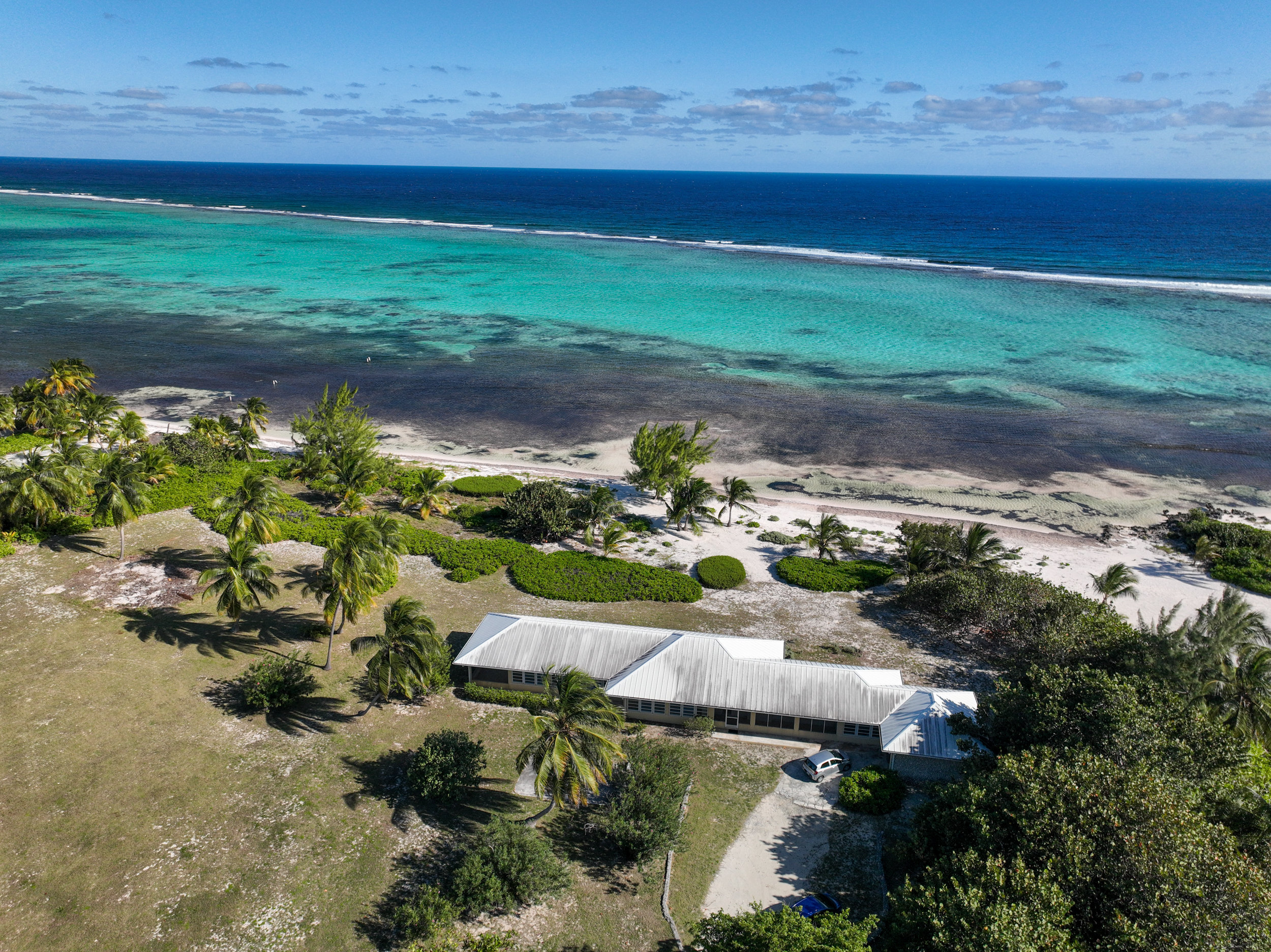  Prime Beachfront Land - 物件實景