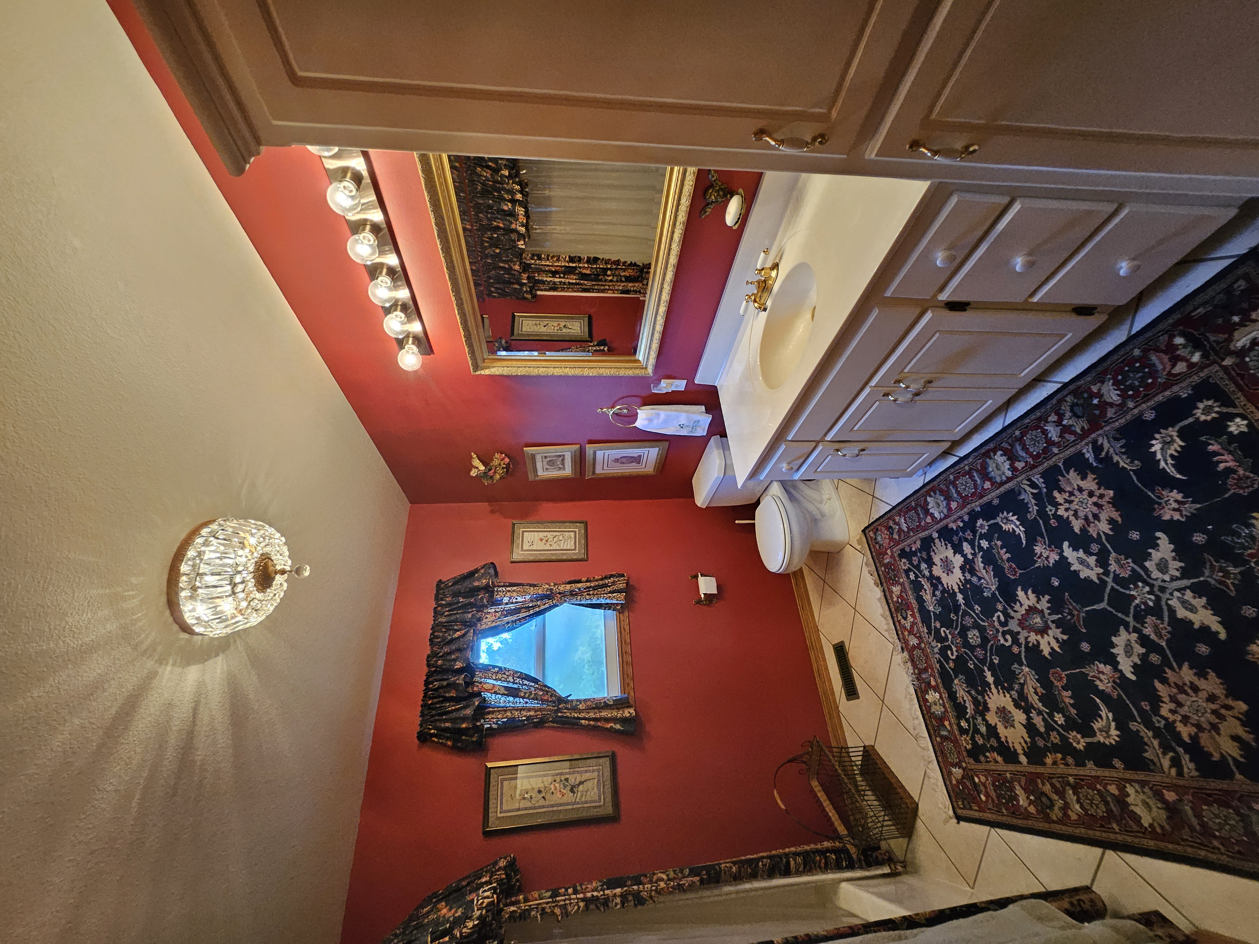 Pierce City, Missouri, 65723, United States, 5 Bedrooms Bedrooms, ,3 BathroomsBathrooms,Residential,For Sale,1984282