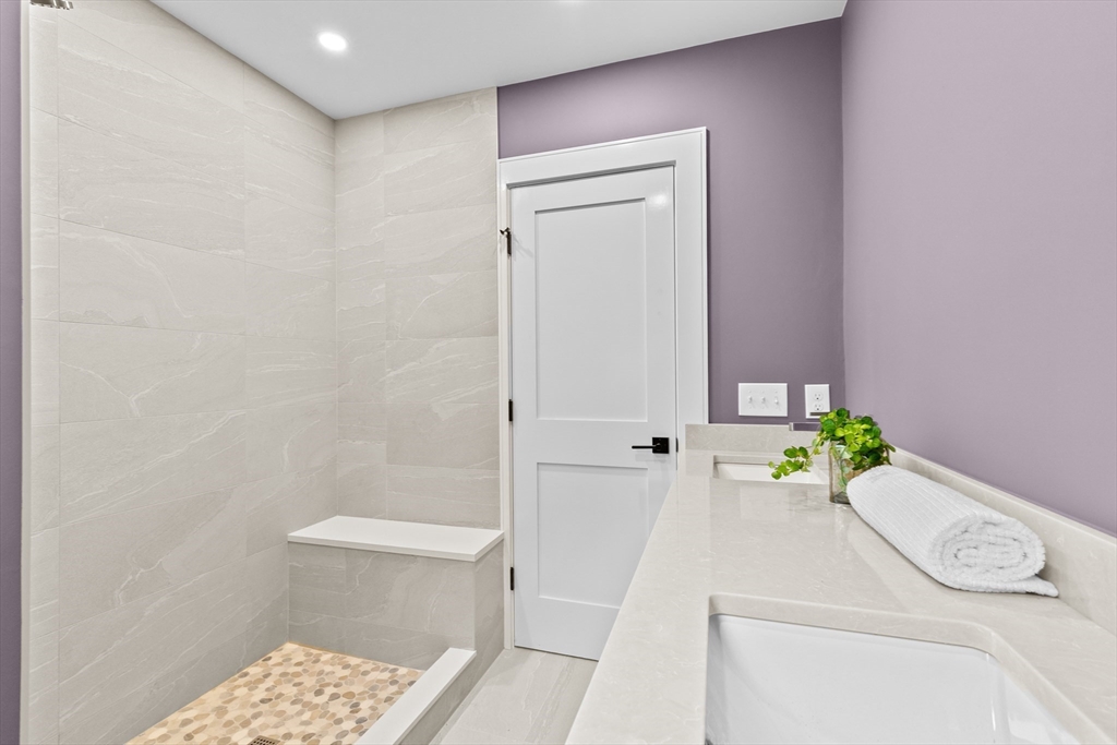 Brookline, Massachusetts, 02445, United States, 5 Bedrooms Bedrooms, ,4 BathroomsBathrooms,Residential,For Sale,1994664