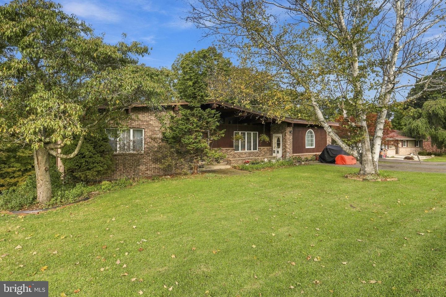 Victoria Ln, Frostburg, MD 21532