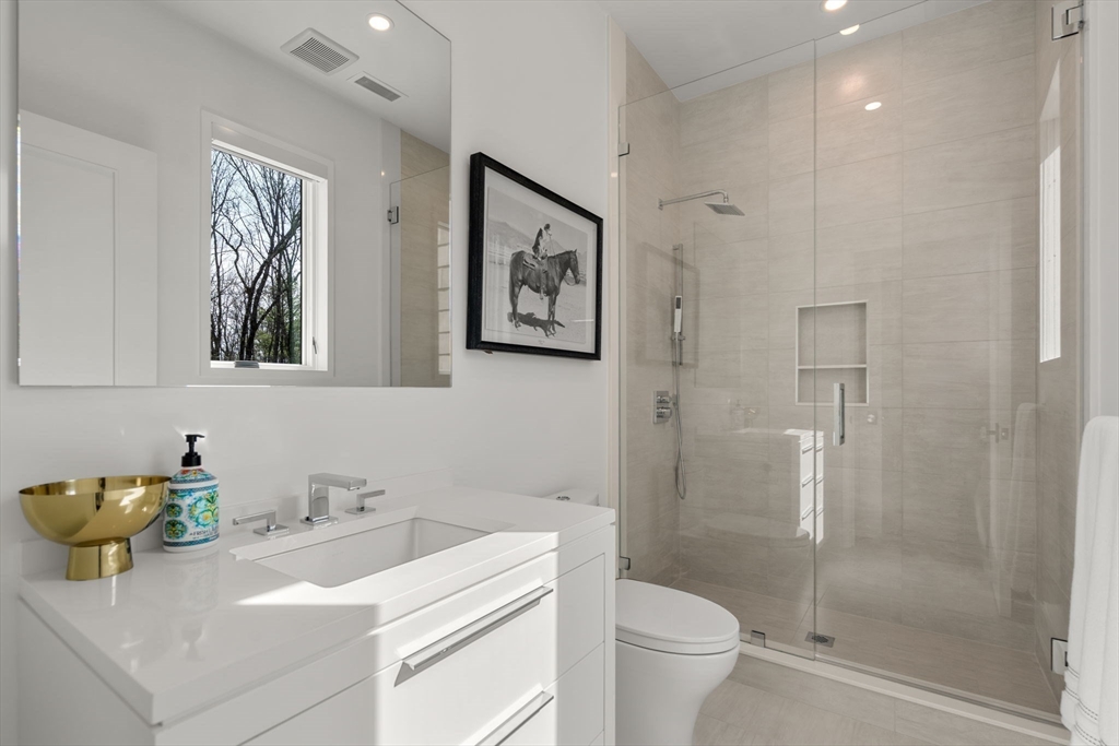 Weston, Massachusetts, 02493, United States, 6 Bedrooms Bedrooms, ,8 BathroomsBathrooms,Residential,For Sale,1946970