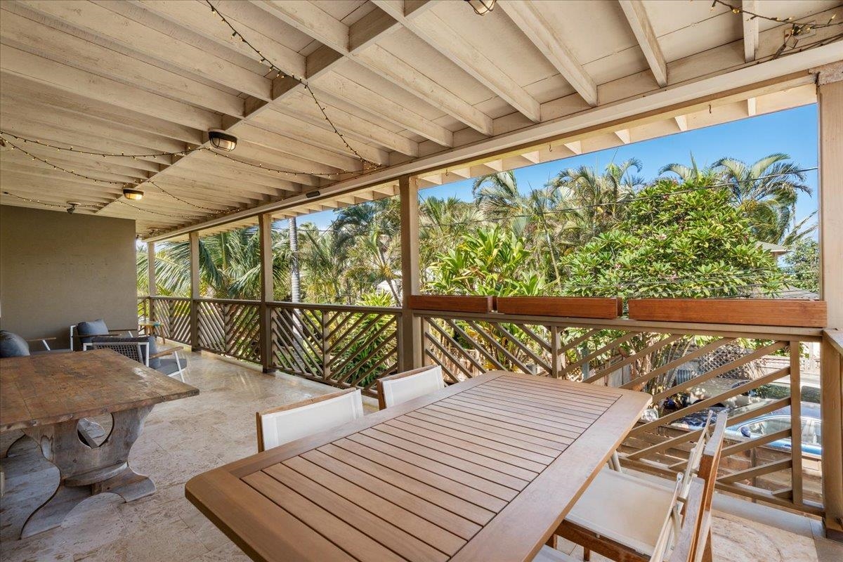 Paia, Hawaii, 96779, United States, 5 Bedrooms Bedrooms, ,4 BathroomsBathrooms,Residential,For Sale,1988155