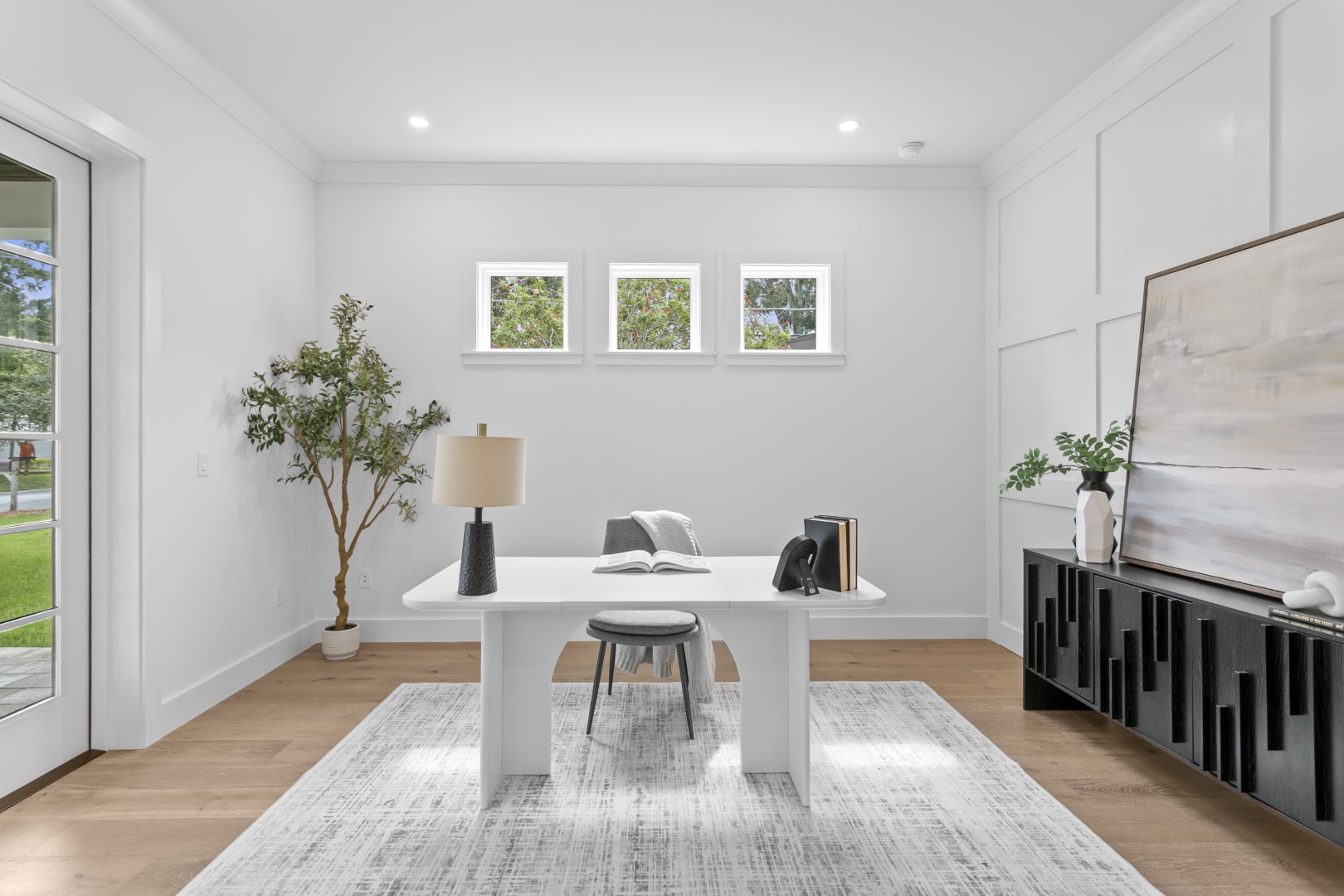 Tampa, Florida, 33611, United States, 6 Bedrooms Bedrooms, ,6 BathroomsBathrooms,Residential,For Sale,1981634