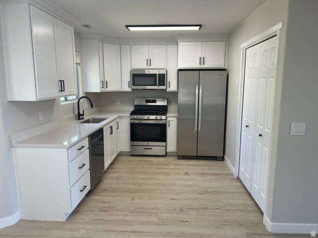 St. George, Utah, 84790, United States, 8 Bedrooms Bedrooms, ,4 BathroomsBathrooms,Residential,For Sale,1988564