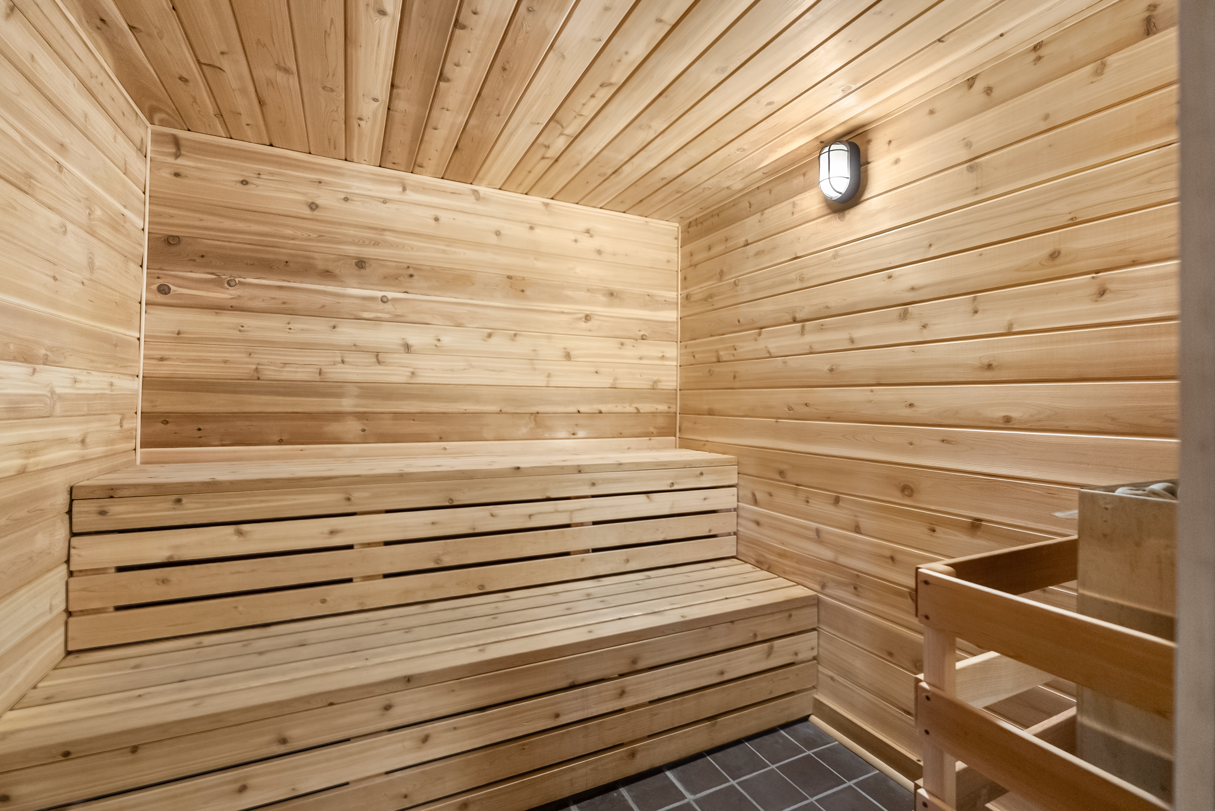  A Spacious and Light-filled Mountain Retreat - 物件實景