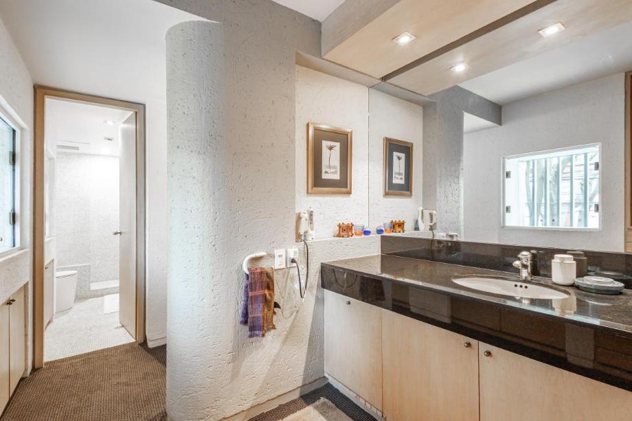 MERCADERES, Benito Juárez, Ciudad de México, 03900, Mexico, 2 Bedrooms Bedrooms, ,2 BathroomsBathrooms,Residential,For Sale,MERCADERES,1672748