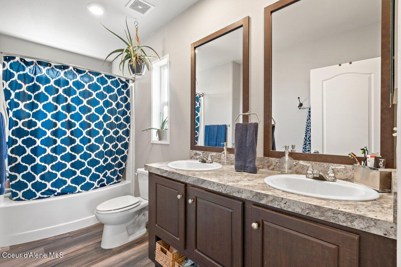 Athol, Idaho, 83801, United States, 4 Bedrooms Bedrooms, ,2 BathroomsBathrooms,Residential,For Sale,1974922