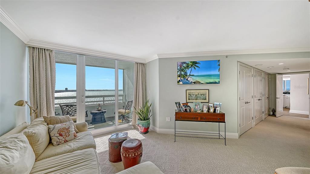 Sarasota, Florida, 34236, United States, 3 Bedrooms Bedrooms, ,3 BathroomsBathrooms,Residential,For Sale,1992113