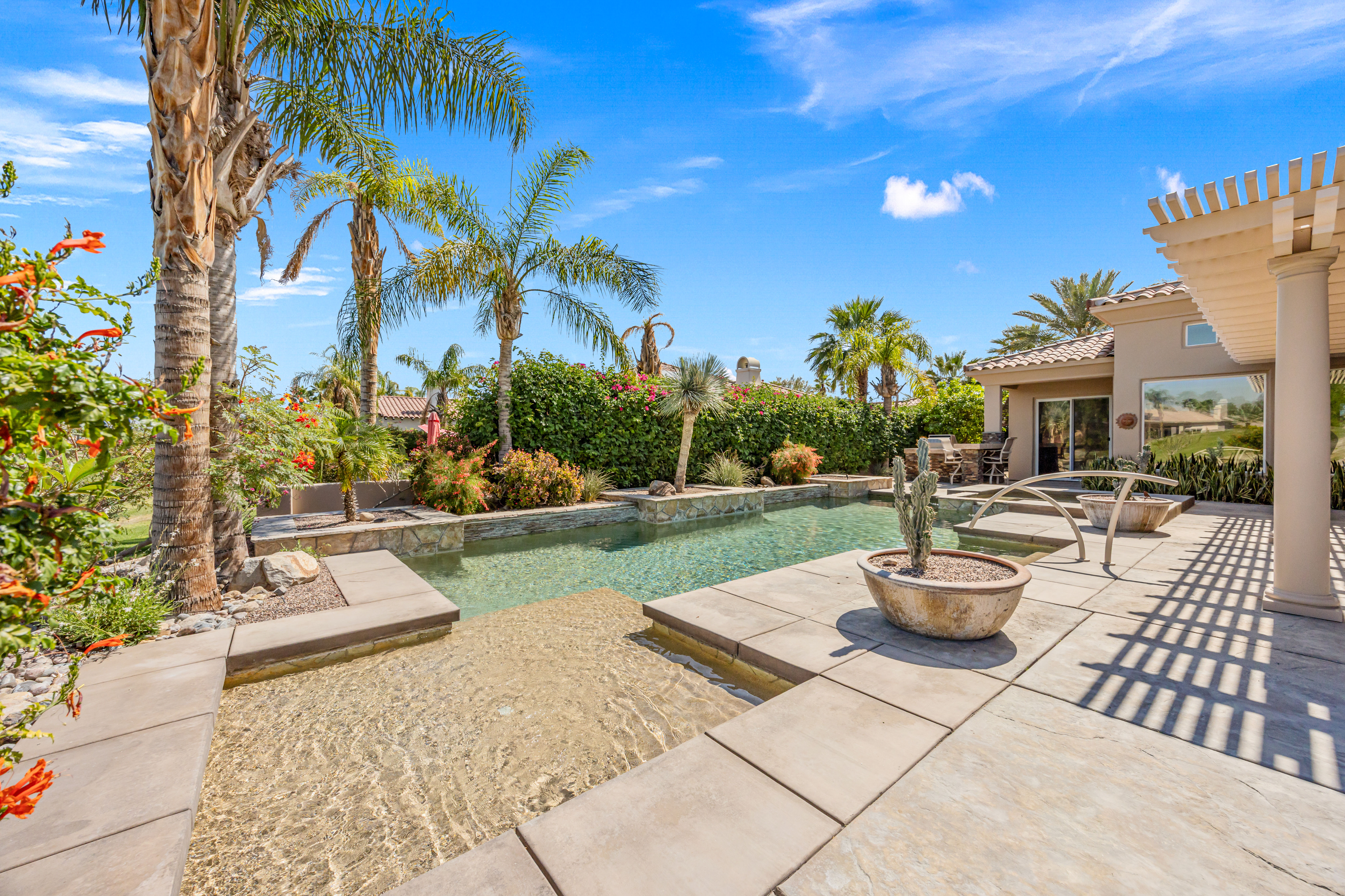  311 Loch Lomond Road, Rancho Mirage, CA 92270 - 物件實景
