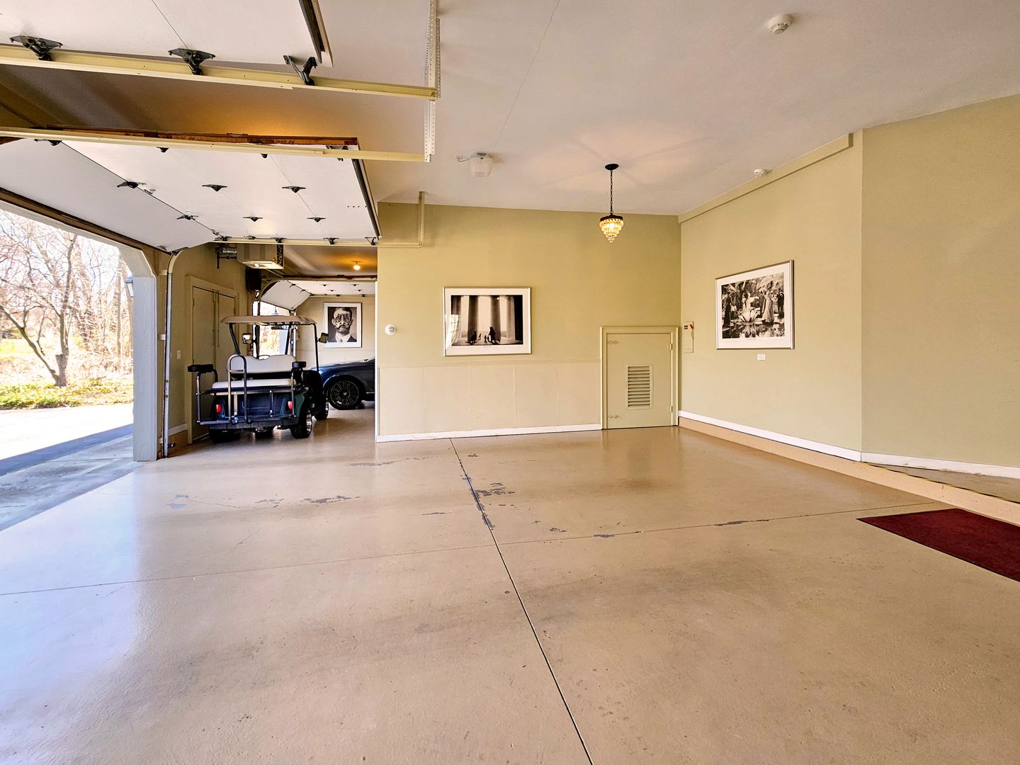 Wayne, Illinois, 60184, United States, 5 Bedrooms Bedrooms, ,7 BathroomsBathrooms,Residential,For Sale,2006495