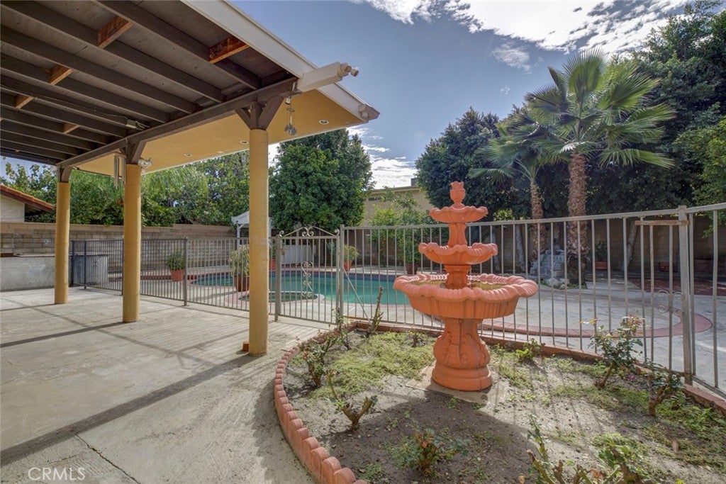 North Hills, California, 91343, United States, 4 Bedrooms Bedrooms, ,4 BathroomsBathrooms,Residential,For Sale,1997104