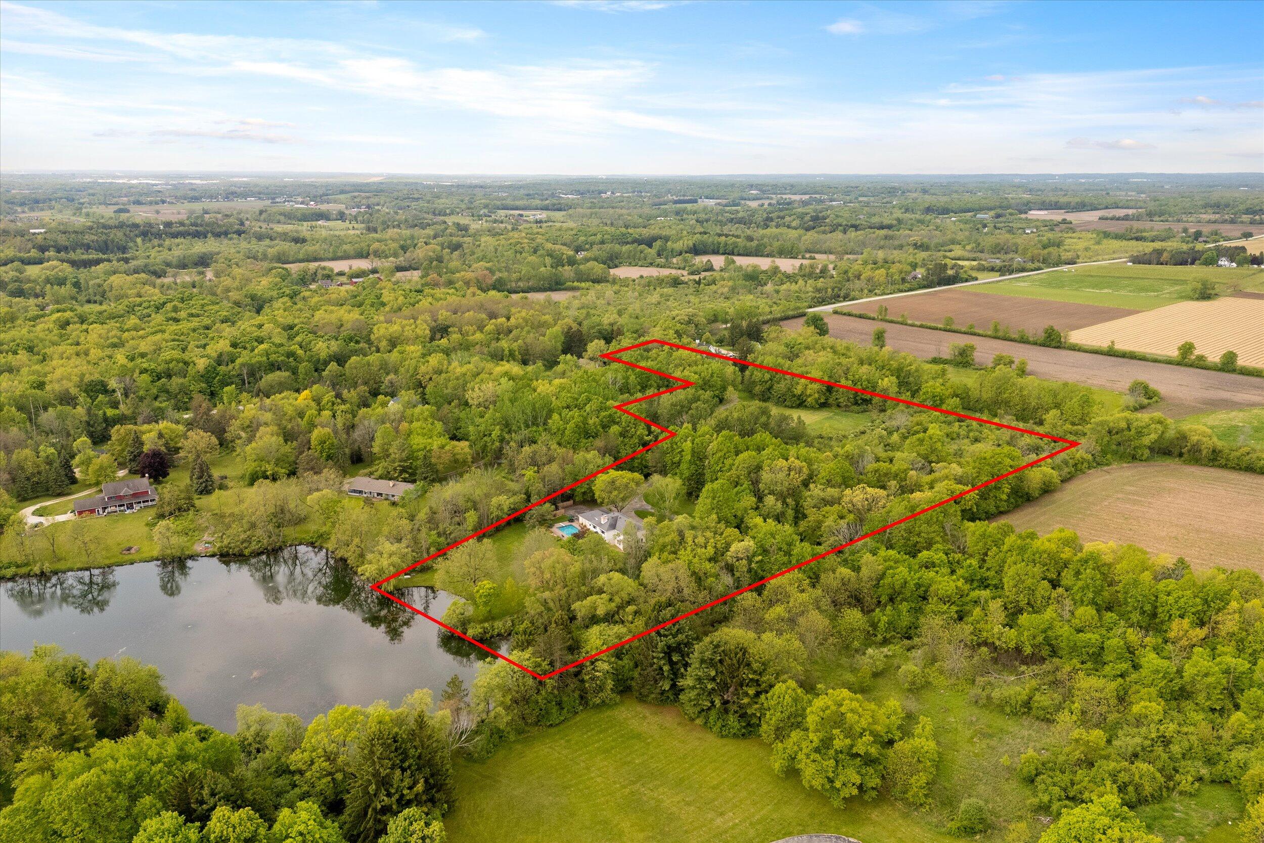 Mequon, Wisconsin, 53097, United States, 5 Bedrooms Bedrooms, ,5 BathroomsBathrooms,Residential,For Sale,1907648