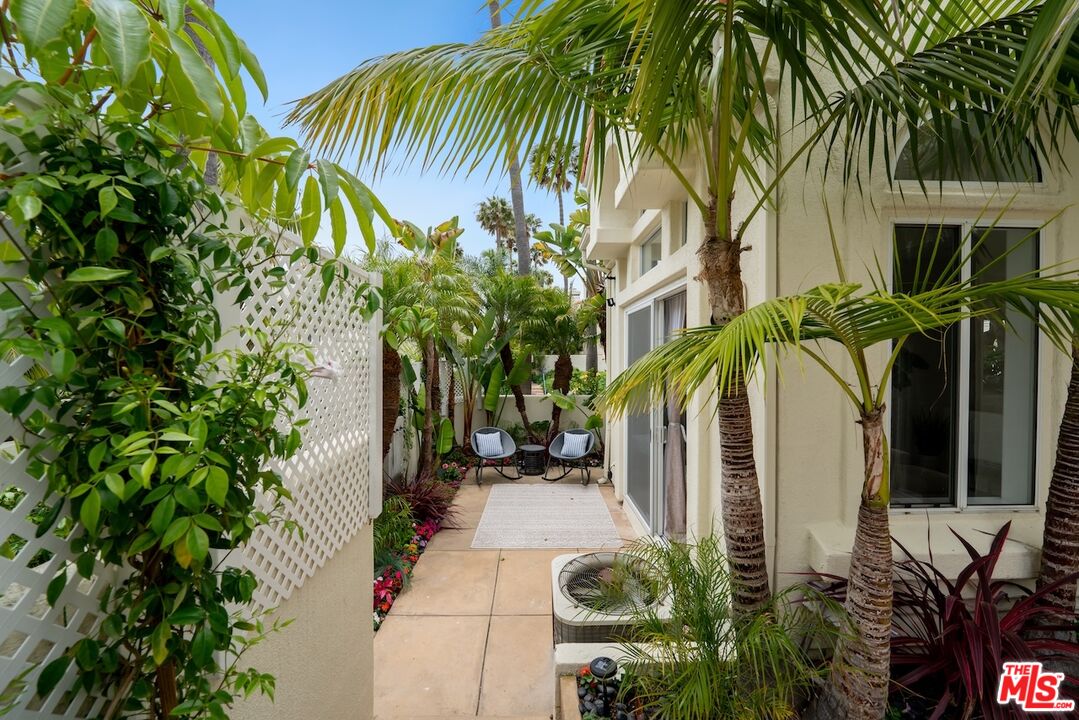 Malibu, California, 90265, United States, 3 Bedrooms Bedrooms, ,3 BathroomsBathrooms,Residential,For Sale,1850176