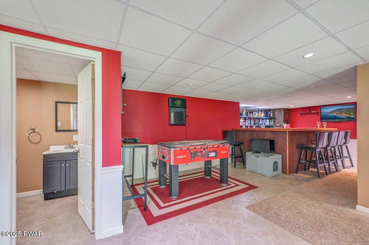 Honesdale, Pennsylvania, 18431, United States, 5 Bedrooms Bedrooms, ,4 BathroomsBathrooms,Residential,For Sale,1973688