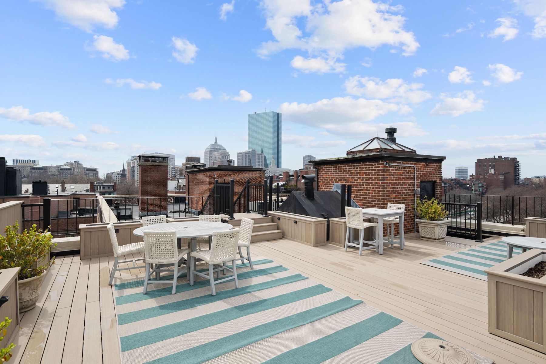  101 Chestnut Street, Unit E, Boston, MA, 02108 - 物件實景