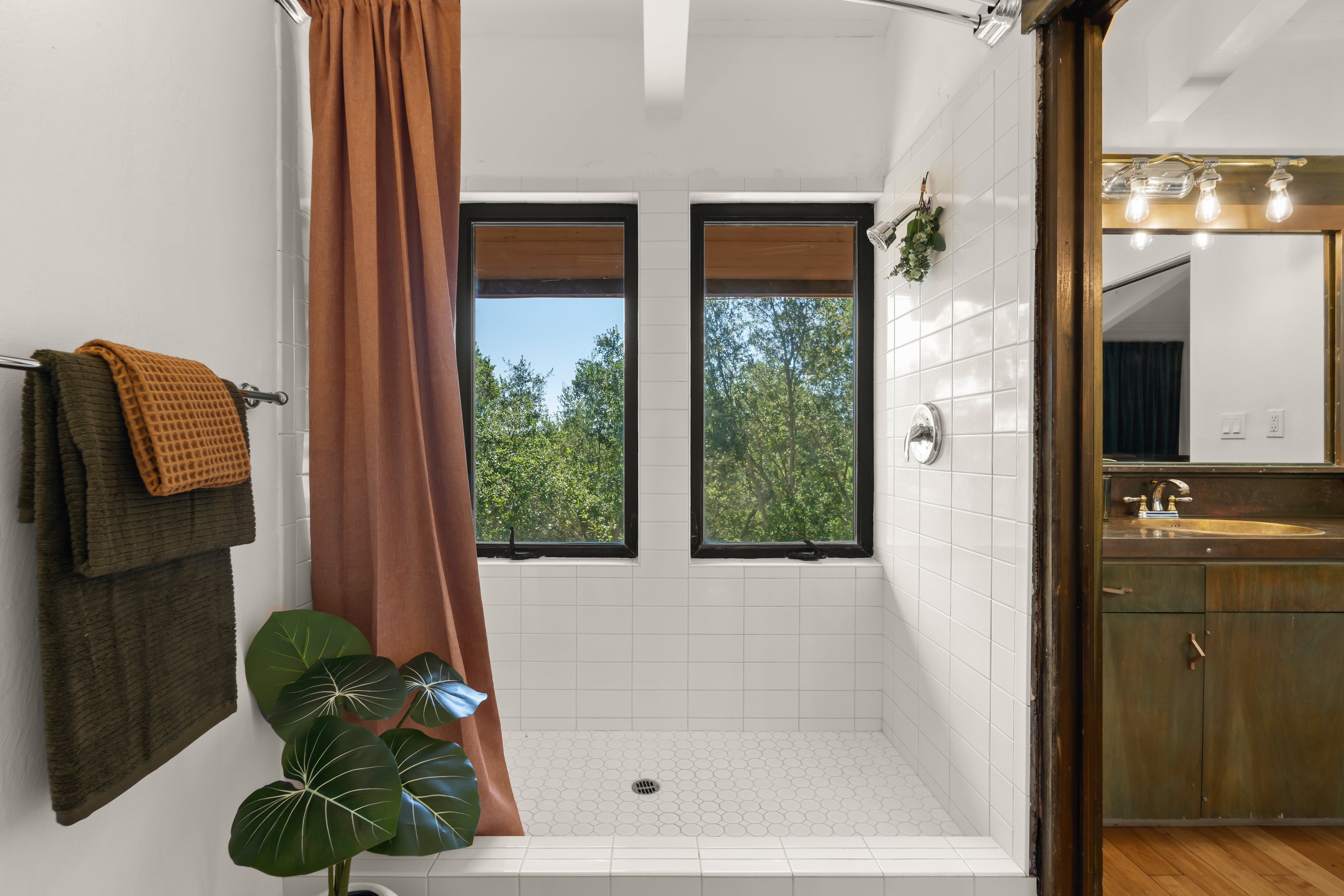  1002 Country Club Drive, Ojai, CA 93023 - 物件實景