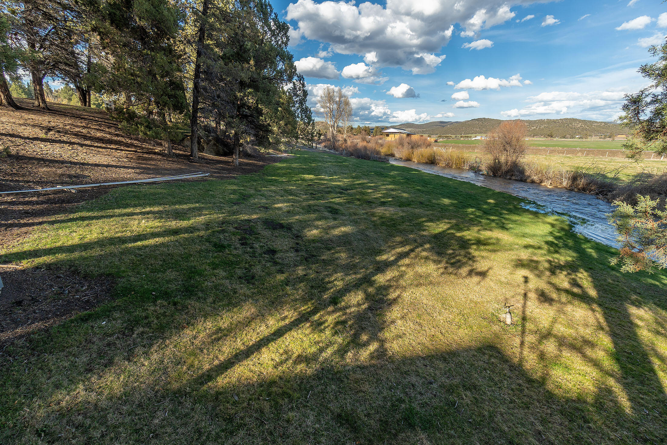 Prineville, Oregon, 97754, United States, 3 Bedrooms Bedrooms, ,2 BathroomsBathrooms,Residential,For Sale,1753104