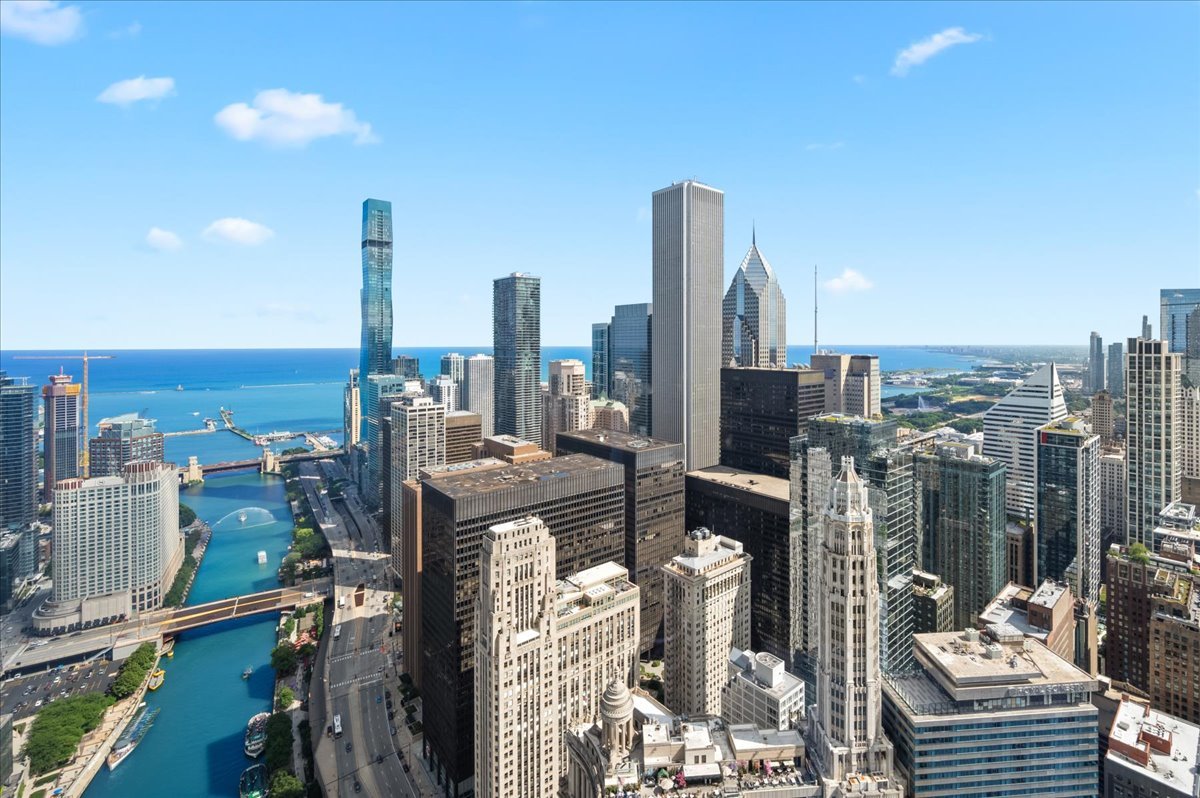 Chicago, Illinois, 60611, United States, 2 Bedrooms Bedrooms, ,3 BathroomsBathrooms,Residential,For Sale,1927398